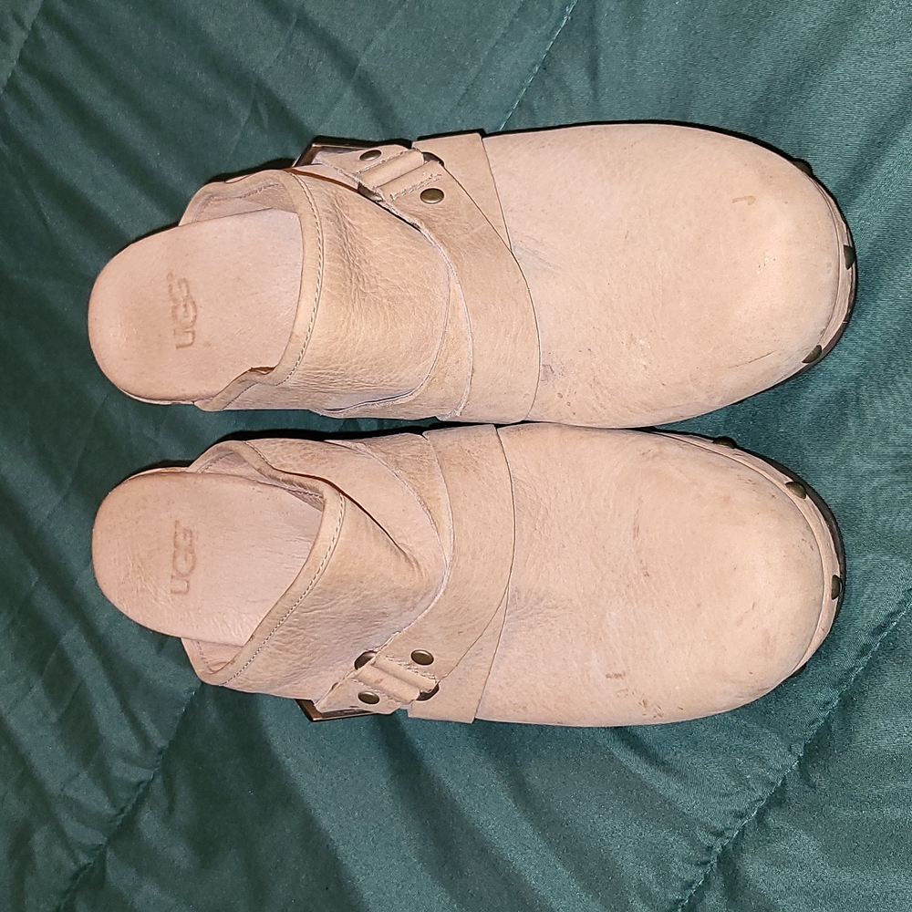 Ugg Clogs Euc - image 1